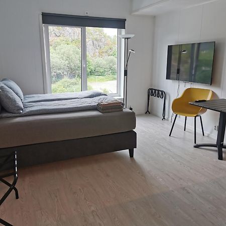Lofoten Studio Apartment, Vestermyrveien 11 Svolvær Eksteriør bilde